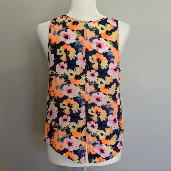 Lush Neon Floral Tank: Small - Picture 4 of 9